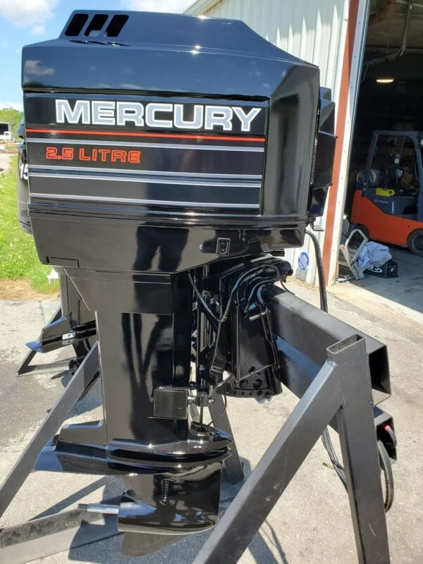 1994 Mercury 2.5L 200 HP 6-Cyl Carbureted 2-Stroke 25″ (X) Outboard Motor