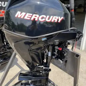 2006 Mercury 25 HP 3-Cyl EFI 4-Stroke 15″ (Short) Outboard Tiller Motor